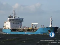 Ọkọ̀ tí ó mú epo / kemikali fún tà