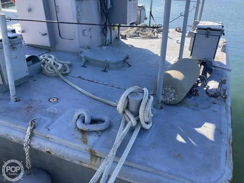 Ọkọ omi Landing, Tank fún tà