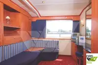 Ọkọ̀ ojú omi ìrìn-àjò fún tà