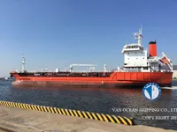 Ọkọ̀ tí ó mú epo / kemikali fún tà