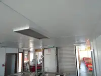 Ọkọ̀ ojú omi ìrìn-àjò fún tà
