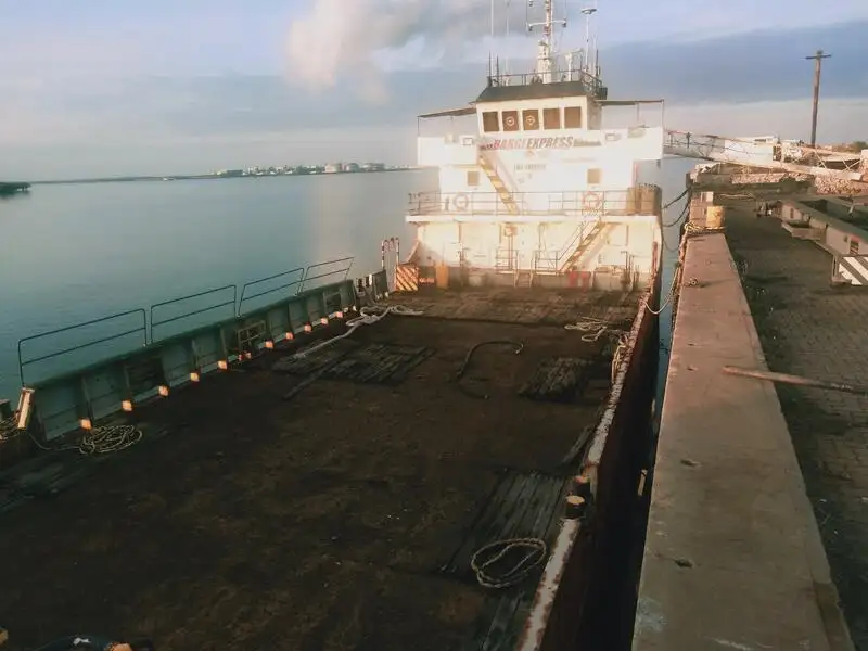 Ọkọ omi Landing, Tank fún tà