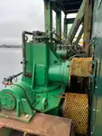Ọkọ̀ ojú omi tí ó mú ìdọ̀tí fún tà
