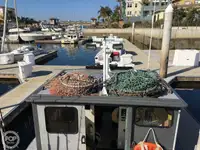 Ọkọ̀ tí ó mú ẹja fún tà