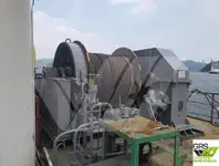 Ọkọ̀ ojú omi tí ó ní ìrọ̀kè fún tà