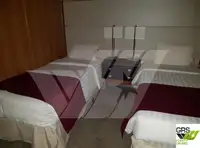 Ọkọ̀ ojú omi ìrìn-àjò fún tà