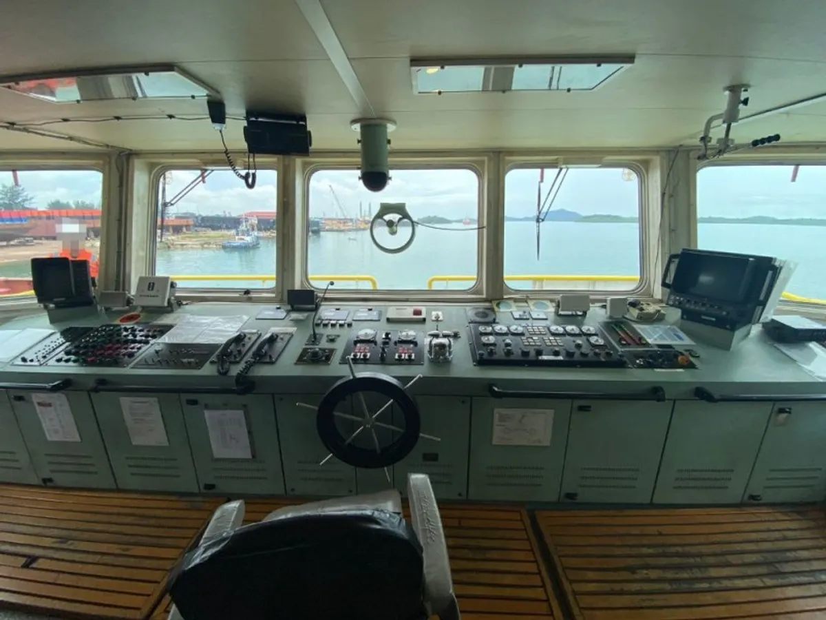 Anchor Handling Tug Supply (AHTS) fún tà