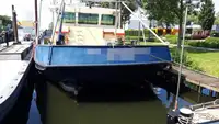 Ọkọ̀ tí ó mú ẹja fún tà