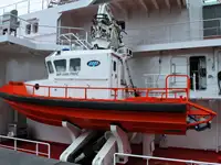 Ọkọ omi ti o fa fún tà