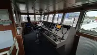 Ọkọ omi ti o mu ọja fún tà