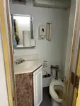Ọkọ̀ ojú omi tí ó mú ìdọ̀tí fún tà