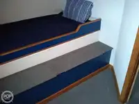 Ọkọ̀ ojú omi kékeré fún tà