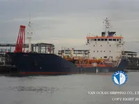 Ọkọ̀ tí ó mú epo / kemikali fún tà