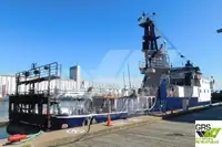 Ọkọ̀ ọpọlọpọ̀ ènìyàn fún tà