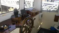 Ọkọ̀ ojú omi ìrìn-àjò fún tà