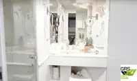 Ọkọ̀ ọpọlọpọ̀ ènìyàn fún tà