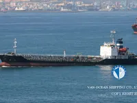 Ọkọ̀ tí ó mú epo / kemikali fún tà