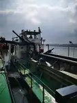 Ọkọ̀ ojú omi tí ó mú ìdọ̀tí fún tà