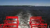 Ọkọ̀ ojú omi tí ó mú àwọn ìkọ́kọ̀ fún tà