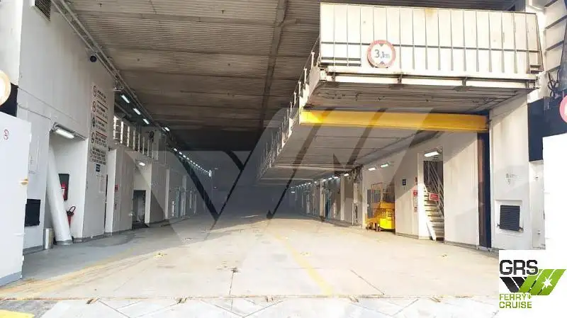 Ọkọ̀ tí ó mú ọkọ̀ rọ̀ fún tà