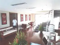 Ọkọ̀ ojú omi ìrìn-àjò fún tà