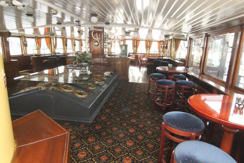 Ọkọ̀ fún tà