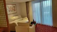 Ọkọ̀ ojú omi ìrìn-àjò fún tà