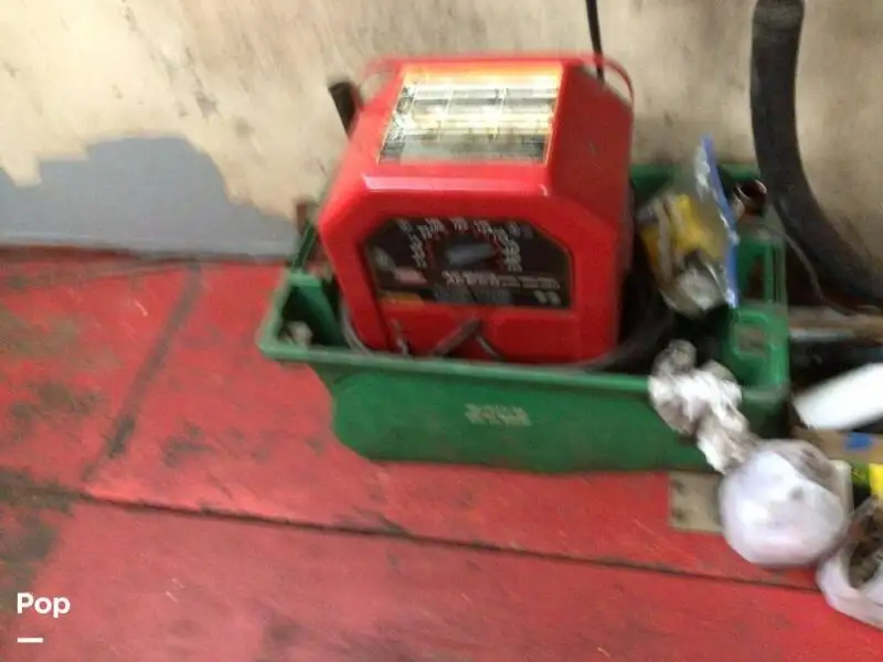 Ọkọ̀ tí ó mú ẹja fún tà