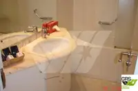 Ọkọ̀ ojú omi ìrìn-àjò fún tà