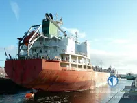 Ọkọ̀ tí ó mú epo / kemikali fún tà