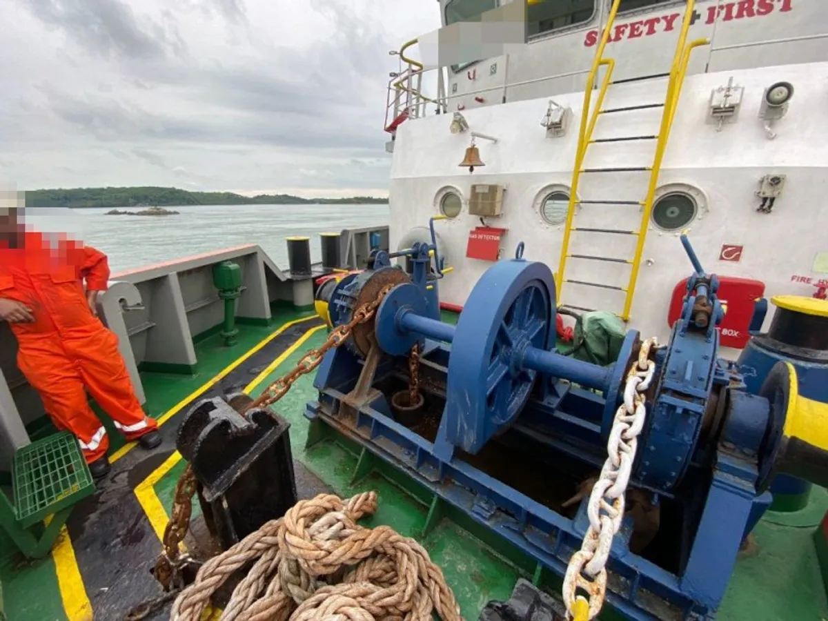 Anchor Handling Tug Supply (AHTS) fún tà
