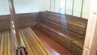 Ọkọ̀ ọpọlọpọ̀ ènìyàn fún tà