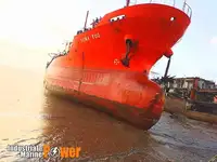 Ọkọ̀ tí ó mú epo / kemikali fún tà
