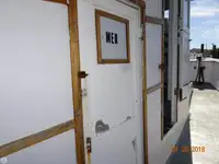 Ọkọ̀ ojú omi kékeré fún tà