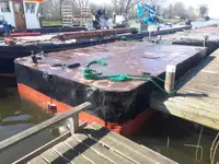 Pontoon fún tà