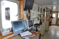 Ọkọ̀ ojú omi tí ó mú àwọn ìkọ́kọ̀ fún tà