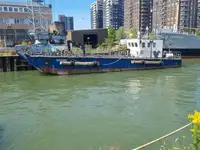 Ọkọ omi Landing, Tank fún tà
