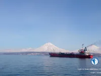 Ọkọ̀ tí ó mú epo / kemikali fún tà