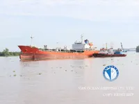 Ọkọ̀ tí ó mú epo / kemikali fún tà