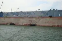 Ọkọ̀ tí ó mú epo / kemikali fún tà