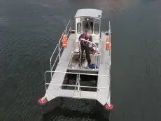 Ọkọ̀ ojú omi tí ó mú àwọn ìkọ́kọ̀ fún tà
