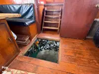 Ọkọ̀ tí ó mú ẹja fún tà