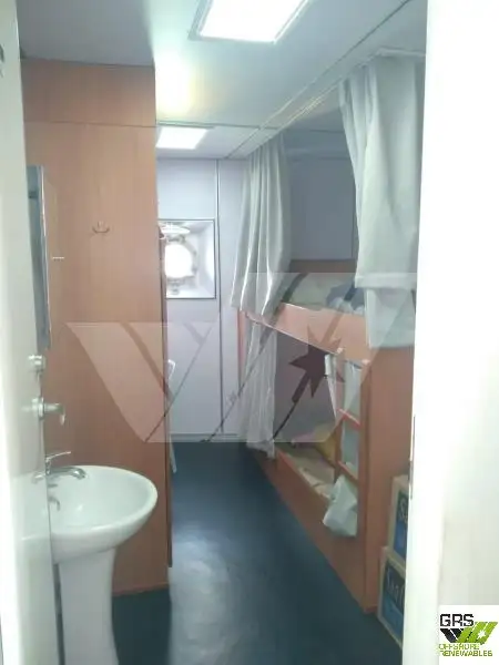 Ọkọ omi Landing, Tank fún tà
