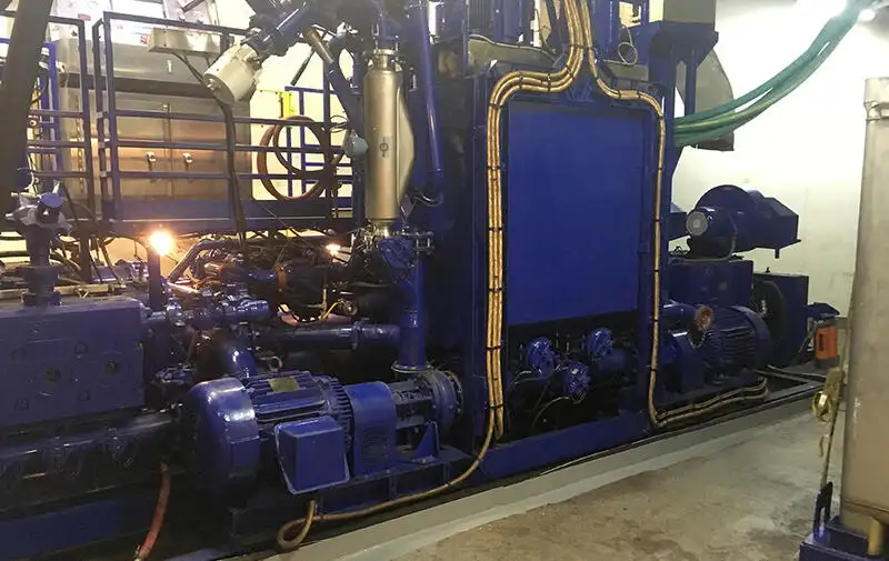 Ọkọ̀ ojú omì fún iṣẹ́ gbigbé LNG fún tà