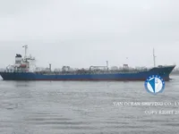 Ọkọ̀ tí ó mú epo / kemikali fún tà