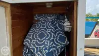 Ọkọ̀ ojú omi ìrìn-àjò fún tà