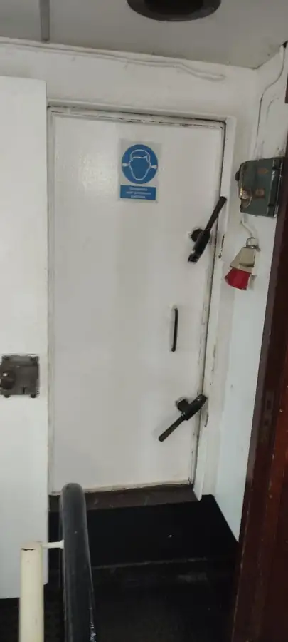 Ọkọ omi ti o fa fún tà