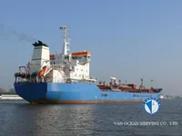 Ọkọ̀ tí ó mú epo / kemikali fún tà