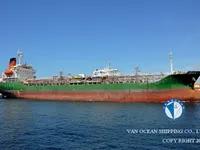Ọkọ̀ tí ó mú epo / kemikali fún tà
