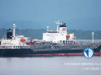 Ọkọ̀ tí ó mú epo / kemikali fún tà
